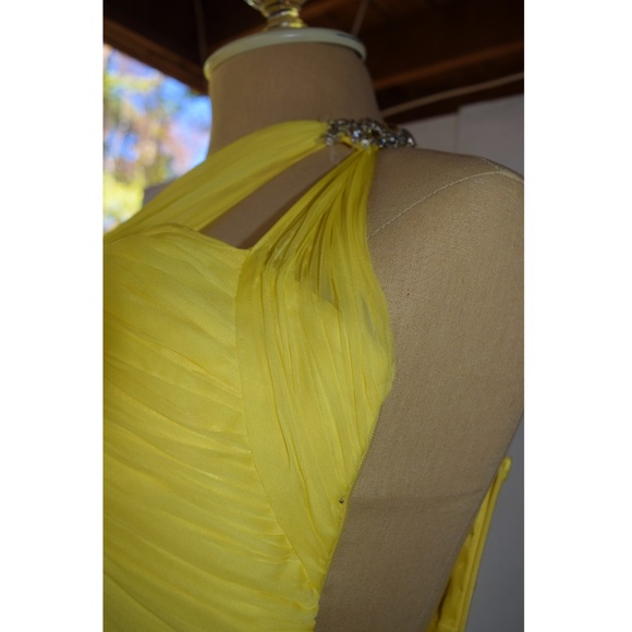 Yellow Sherri Hill Formal Dress with Train - Picture 8 of 8